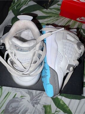 Nike Kids White Sneakers with Light Blue Outsole